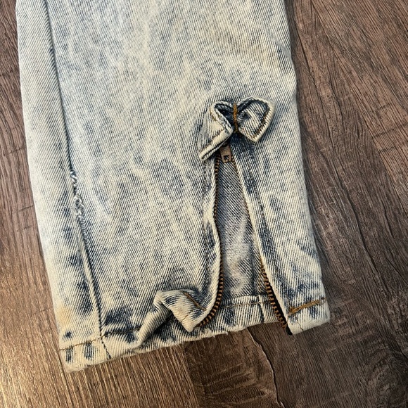 Vintage Prezzia High-Rise Acid Wash Mom Jeans - Picture 6 of 12